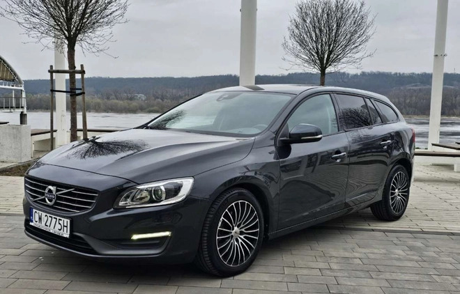 Volvo V60 cena 41900 przebieg: 192000, rok produkcji 2013 z Urzędów małe 562